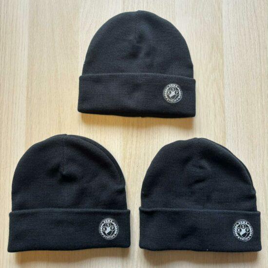 Czapka zimowa szara skórka herb