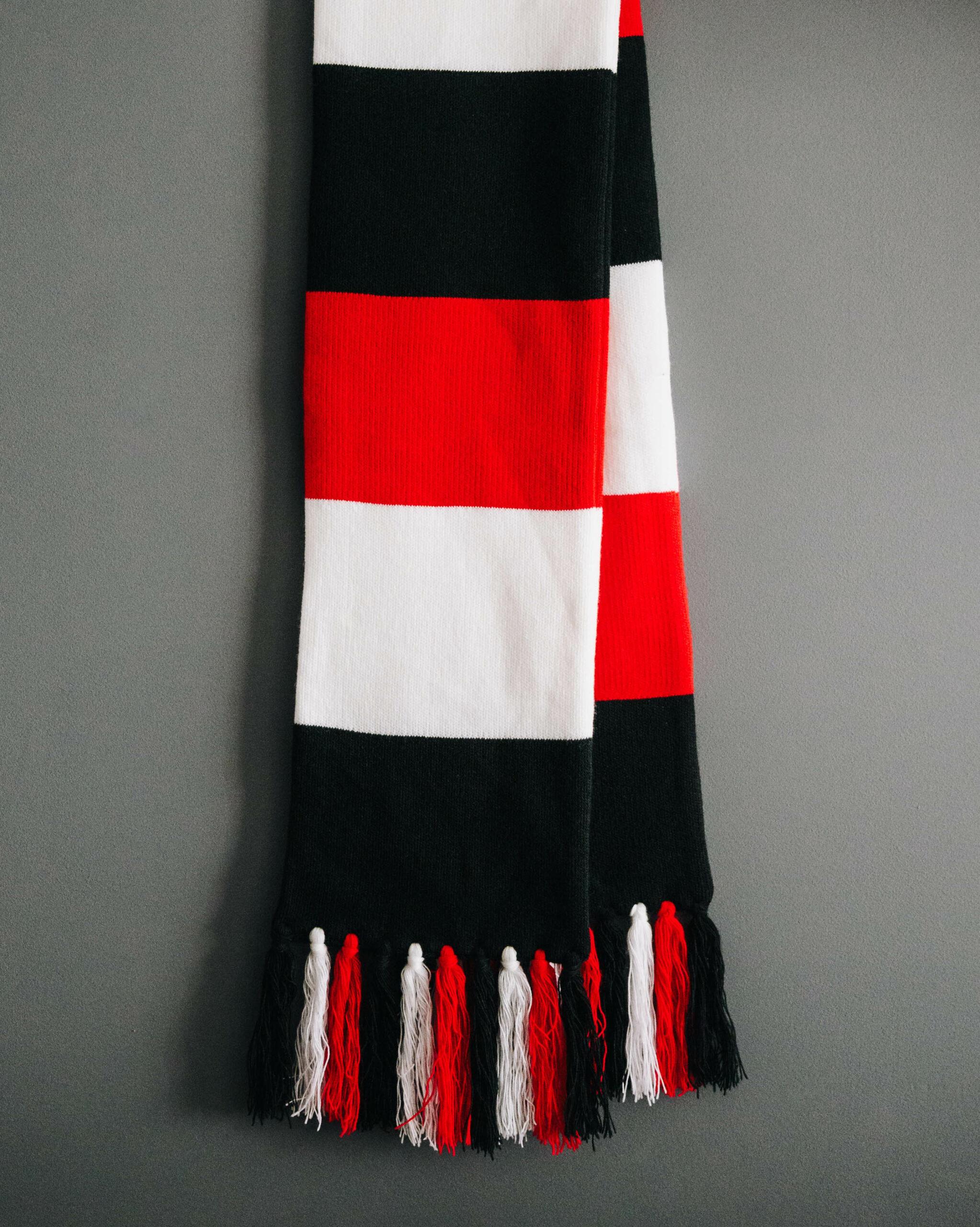Szalik pasiak Polonia Warszawa z pudełkiem RETRO - obrazek 2